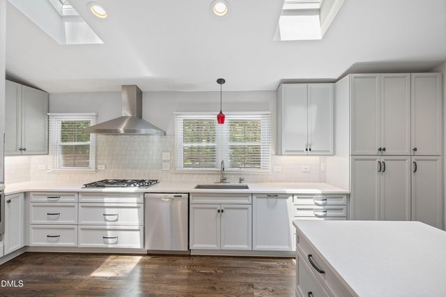 103 Nottingham Lane, Chapel Hill, NC 27517