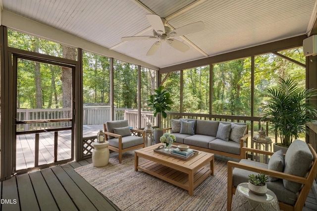 103 Nottingham Lane, Chapel Hill, NC 27517