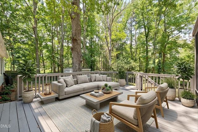 103 Nottingham Lane, Chapel Hill, NC 27517