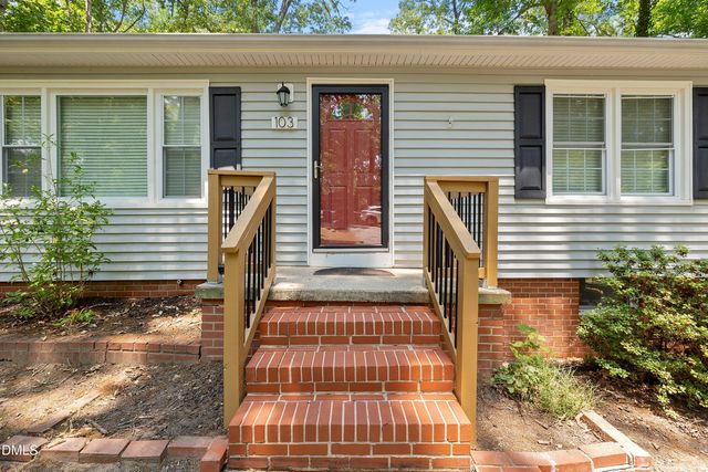 103 Nottingham Lane, Chapel Hill, NC 27517