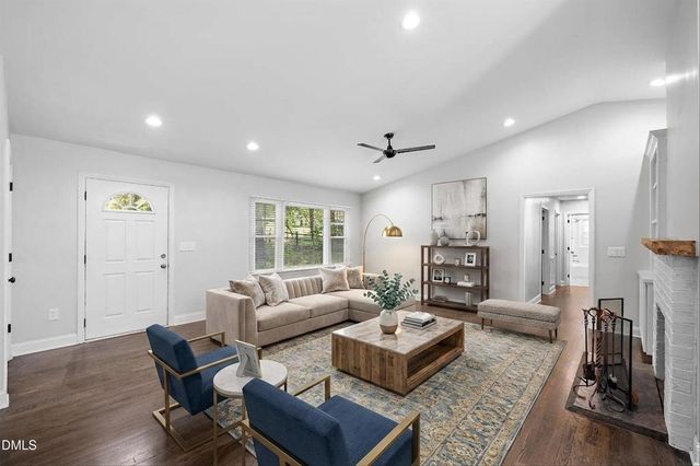 103 Nottingham Lane, Chapel Hill, NC 27517