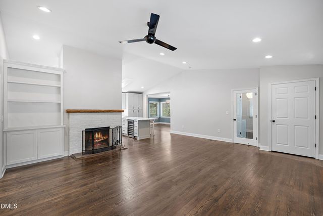 103 Nottingham Lane, Chapel Hill, NC 27517
