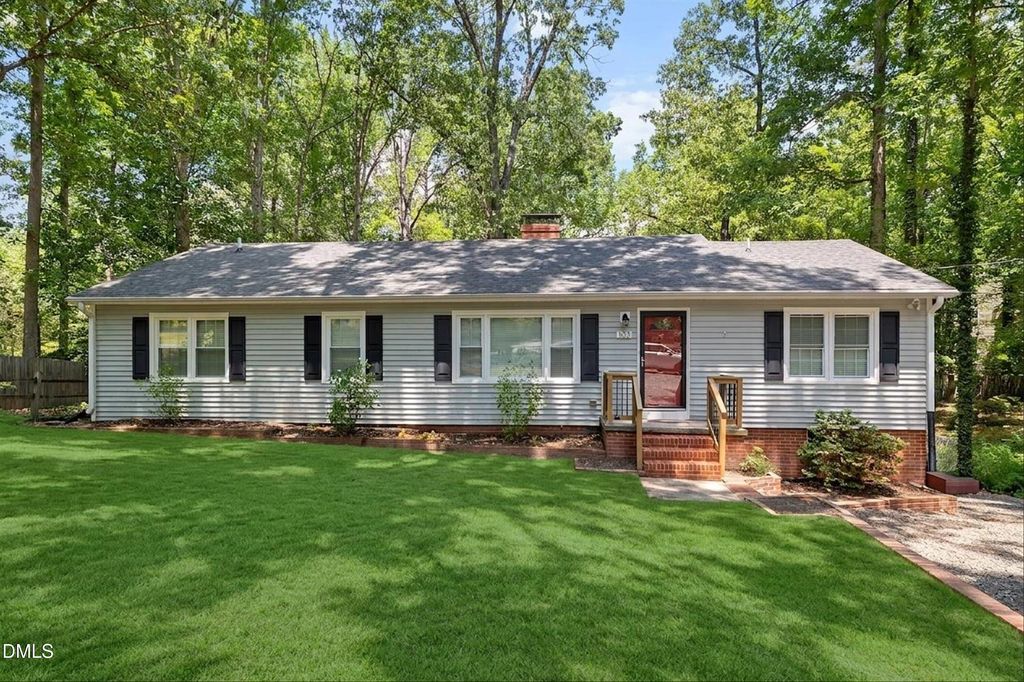 103 Nottingham Lane, Chapel Hill, NC 27517