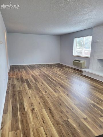 1625 N Murray Boulevard 115, Colorado Springs, CO 80915