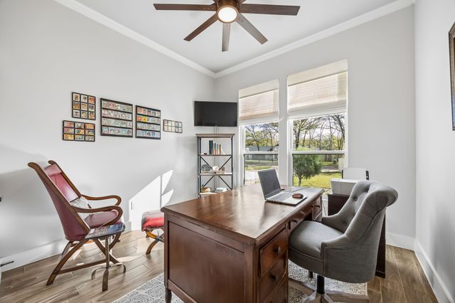 207 Colonial Drive, Mabank, TX 75156