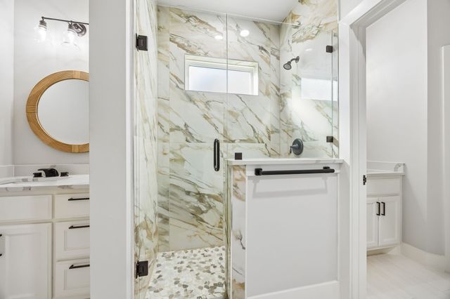 207 Colonial Drive, Mabank, TX 75156