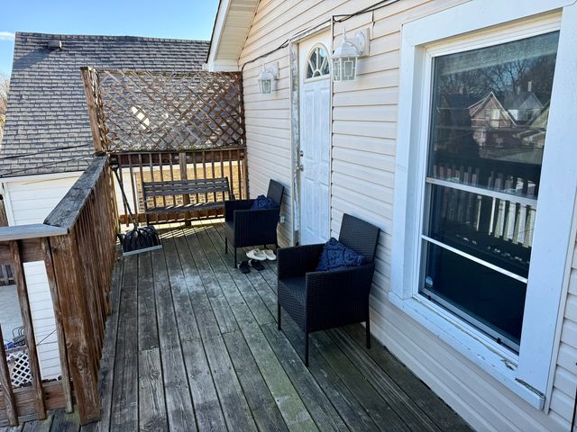 4954 W Cullom Avenue 2, Chicago, IL 60641