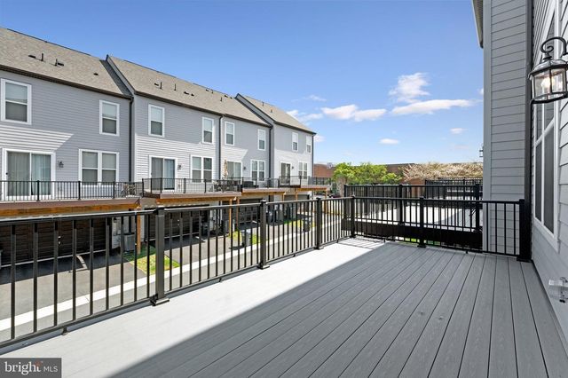 2491 LIBERTY LOOP, Herndon, VA 20171