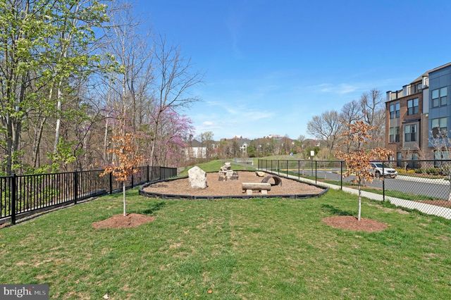 2491 LIBERTY LOOP, Herndon, VA 20171