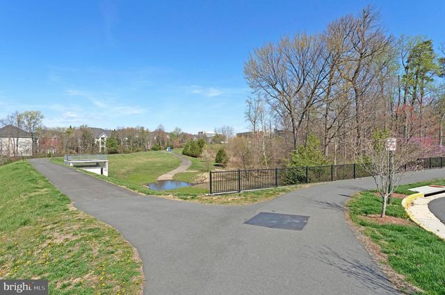 2491 LIBERTY LOOP, Herndon, VA 20171