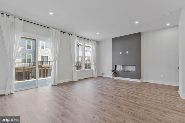 2491 LIBERTY LOOP, Herndon, VA 20171