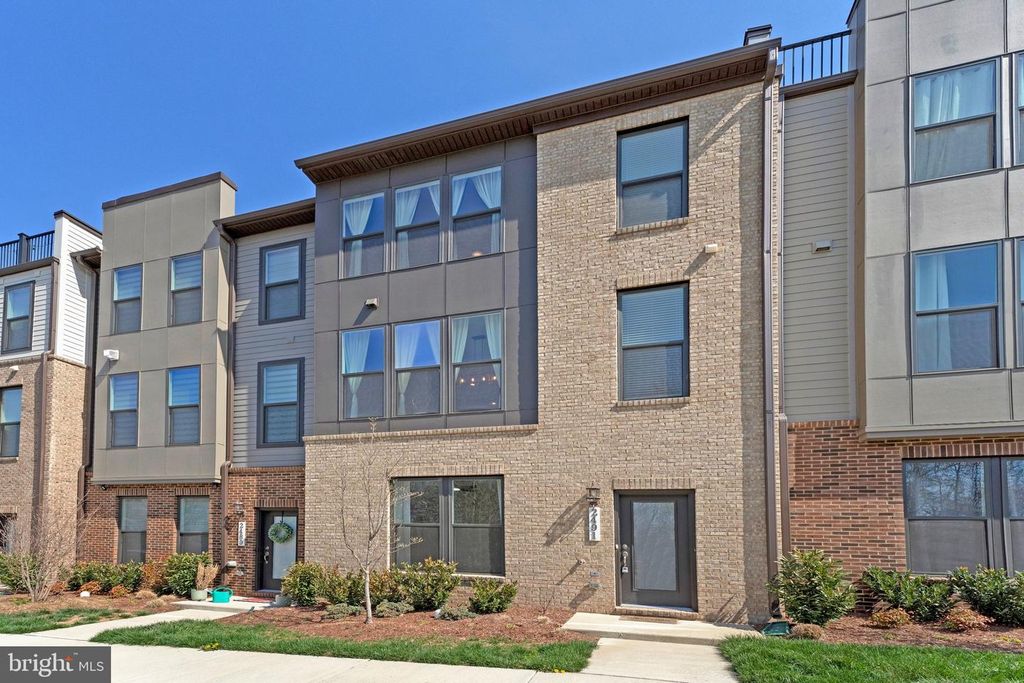 2491 LIBERTY LOOP, Herndon, VA 20171