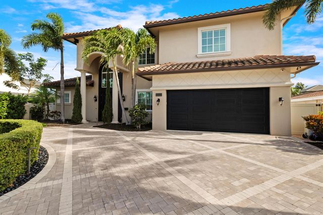 2461 SE 10th Street, Pompano Beach, FL 33062