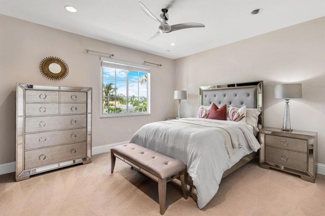 2461 SE 10th Street, Pompano Beach, FL 33062