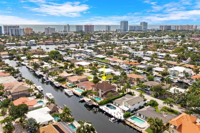 2461 SE 10th Street, Pompano Beach, FL 33062