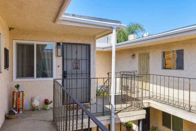 4161 Winona Ave 8, San Diego, CA 92105