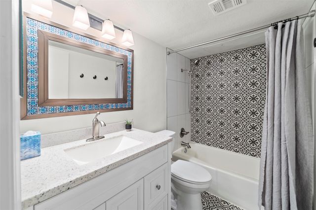 505 W 7th ST 113, Austin, TX 78701