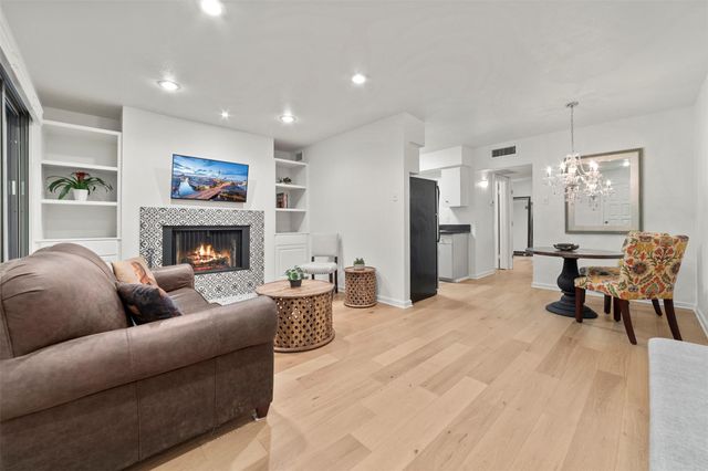 505 W 7th ST 113, Austin, TX 78701