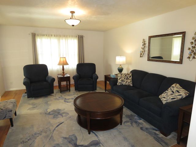 243 37th Avenue, East Moline, IL 61244