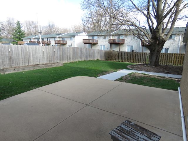 243 37th Avenue, East Moline, IL 61244