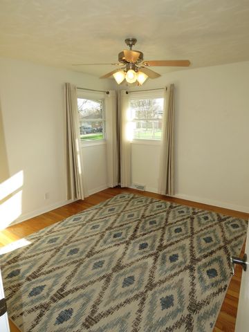 243 37th Avenue, East Moline, IL 61244