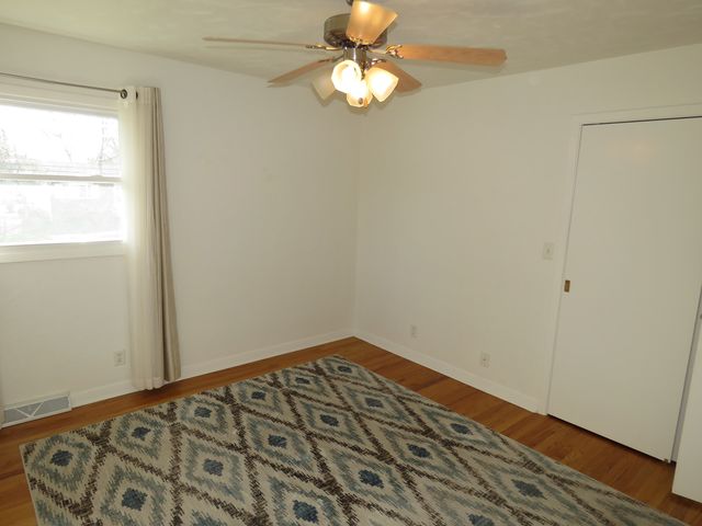 243 37th Avenue, East Moline, IL 61244