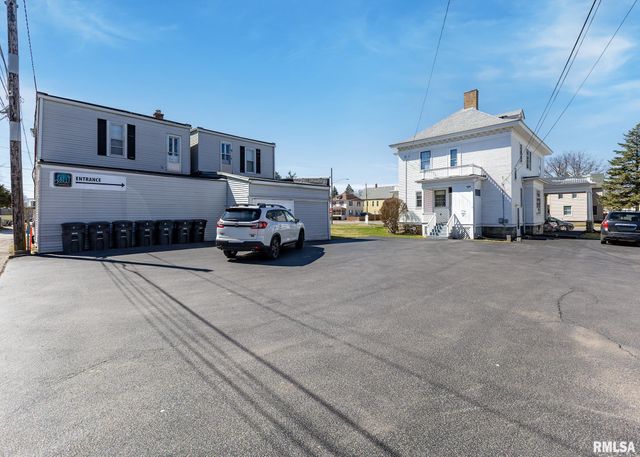 1440 12TH Street, Moline, IL 61265