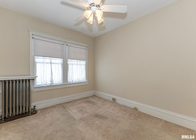 1440 12TH Street, Moline, IL 61265