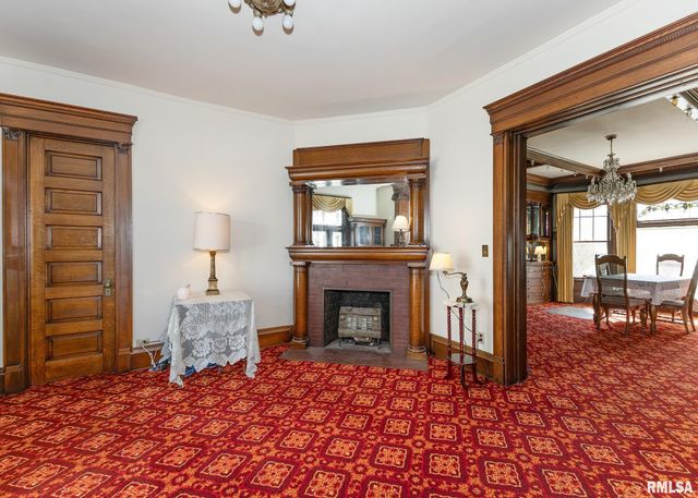 1440 12TH Street, Moline, IL 61265