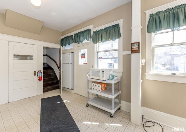 1440 12TH Street, Moline, IL 61265