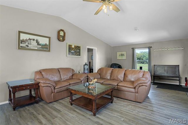 4444 Horstman Road, New Haven, MO 63068