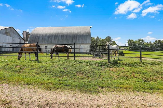 4444 Horstman Road, New Haven, MO 63068