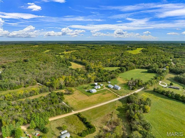 4444 Horstman Road, New Haven, MO 63068