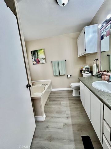 1536 S State Street 210, Hemet, CA 92543