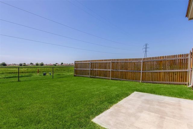 7700 NW Westhall Place, Oklahoma City, OK 73107