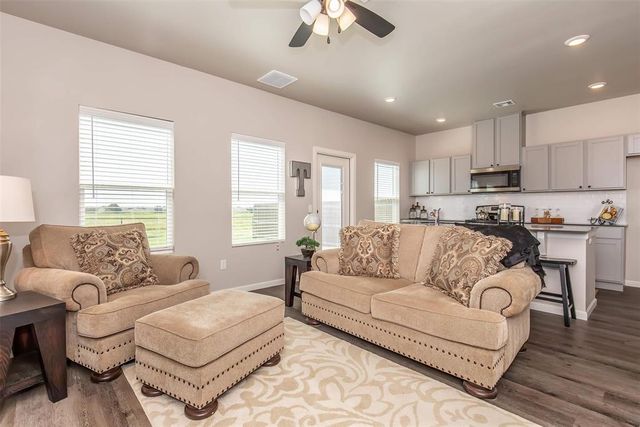 7700 NW Westhall Place, Oklahoma City, OK 73107