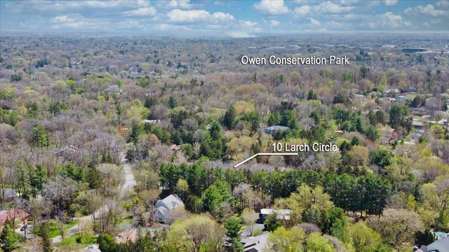 10 Larch Circle, Madison, WI 53705