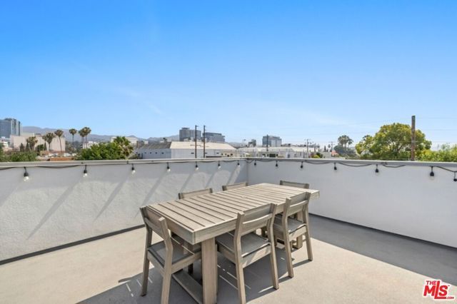 1243 N Gower Street, Los Angeles, CA 90038