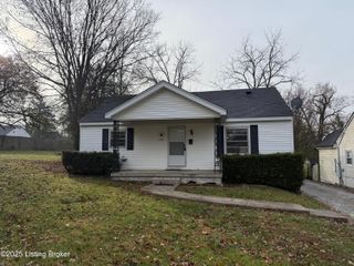 1308 Chestnut St, Shelbyville, KY 40065