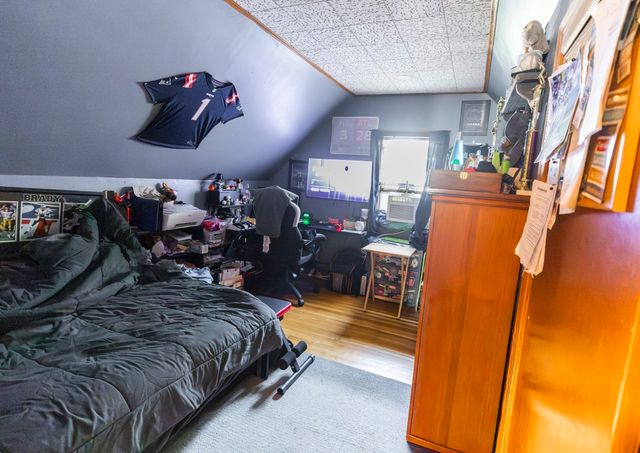 118 Ararat St, Worcester, MA 01606