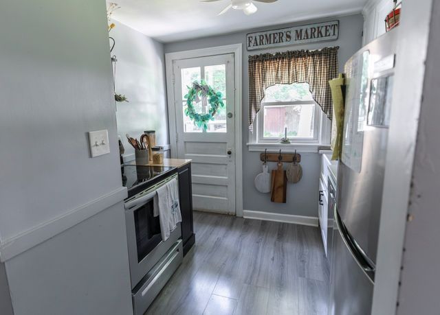 118 Ararat St, Worcester, MA 01606