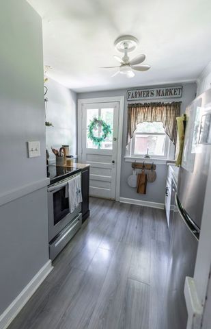 118 Ararat St, Worcester, MA 01606