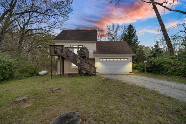 1399 E 950 N, Wheatfield, IN 46392