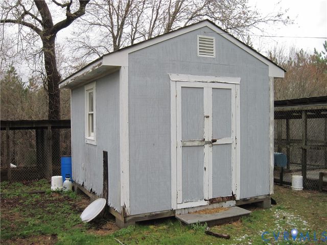 7001 Sturgeon Point Rd, Providence Forge, VA 23140