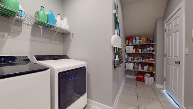 5645 Belmont Drive, Newburgh, IN 47630