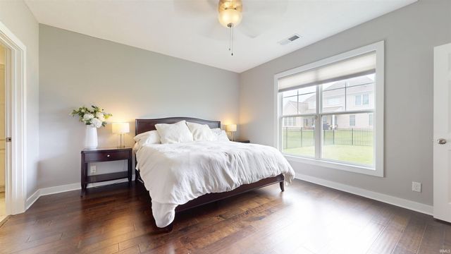 5645 Belmont Drive, Newburgh, IN 47630