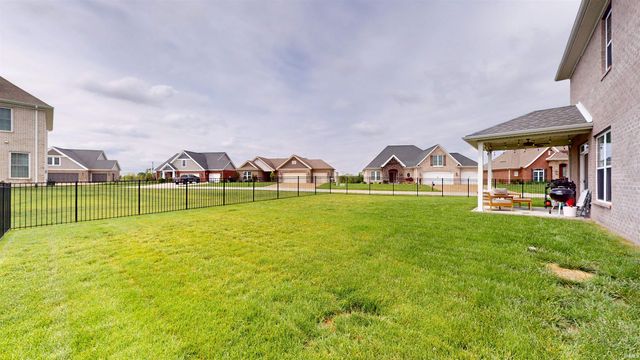 5645 Belmont Drive, Newburgh, IN 47630