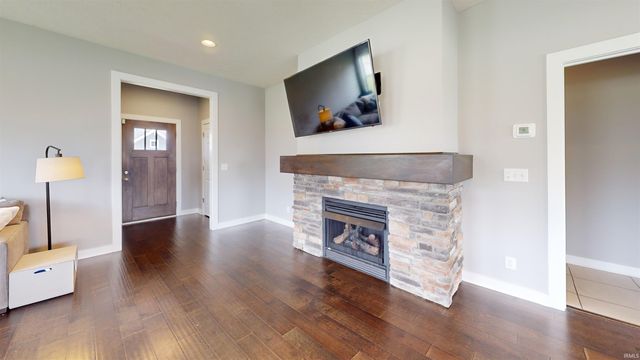 5645 Belmont Drive, Newburgh, IN 47630