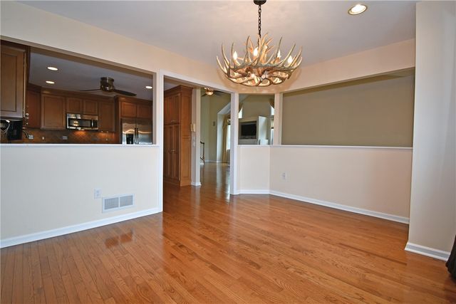 9503 Sundance Dr, South Fayette, PA 15017