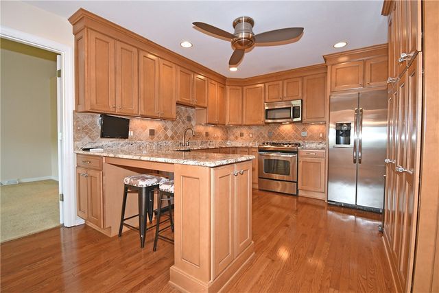 9503 Sundance Dr, South Fayette, PA 15017
